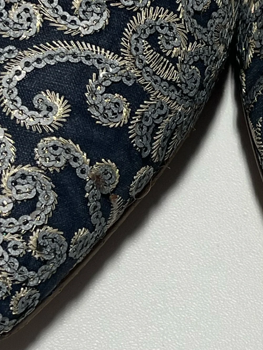 Sundance D'Orsay Flats Blue Sequin Embroidered Lace Pointed Toe Italian Made 41